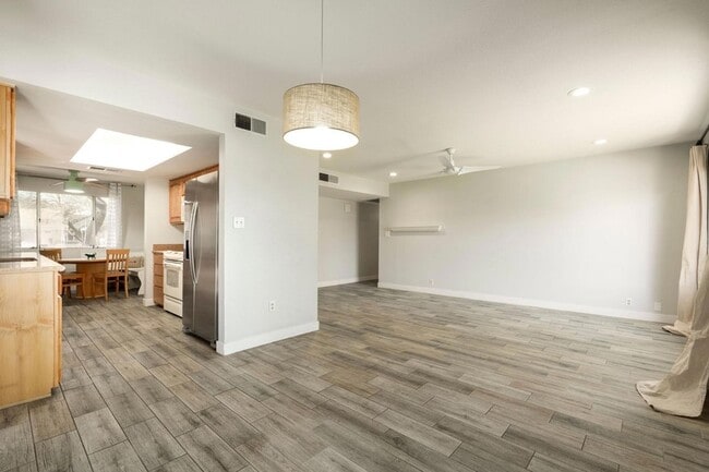 Photo - 14237 N 34th Way