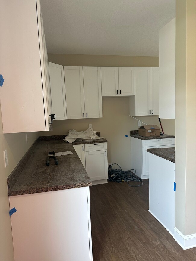 Photo - 2247 Parkin Rd