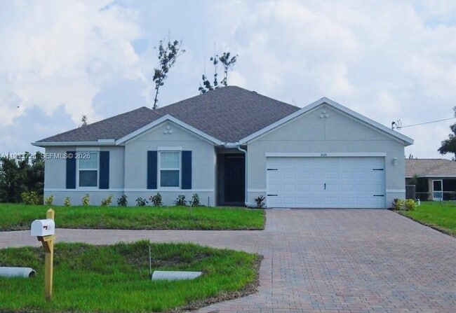 Photo - 1626 Embers Pkwy W