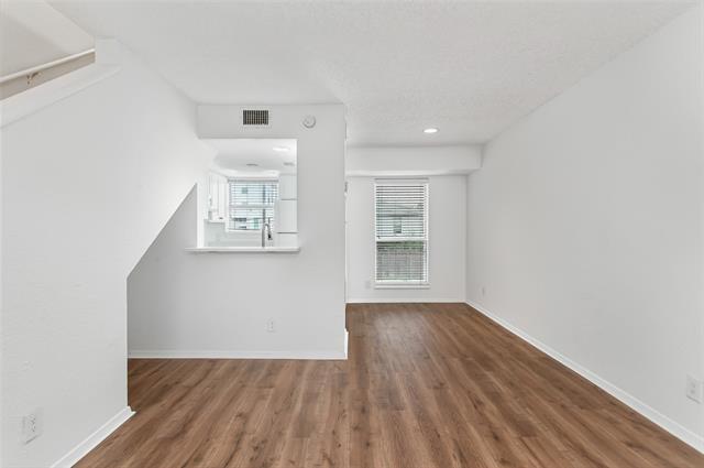 Photo - 1901 N Fitzhugh Ave Unit 19