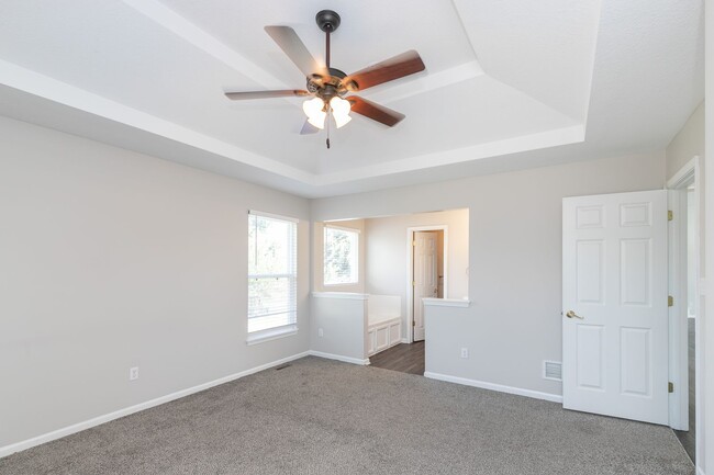 502 Sunny Ln