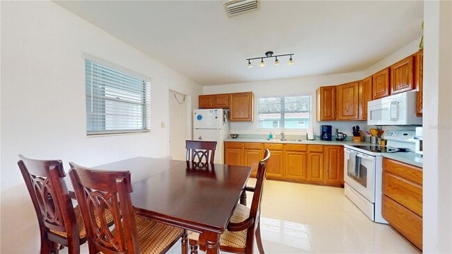 Photo - 4728 W Bay Ave