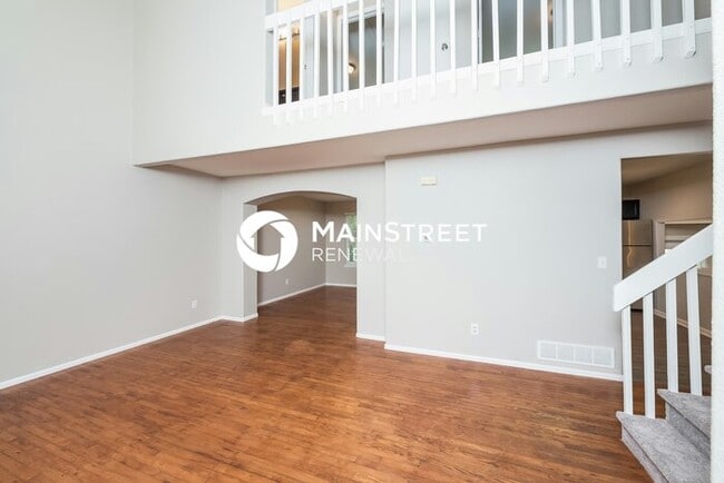 Photo - 4 Bedroom Pet-Friendly Home in Aurora, CO with Main Street Renewal
