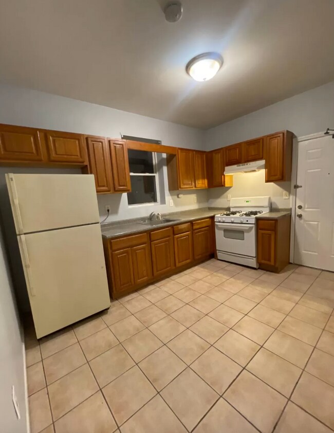 Photo - 345 Sanford Ave