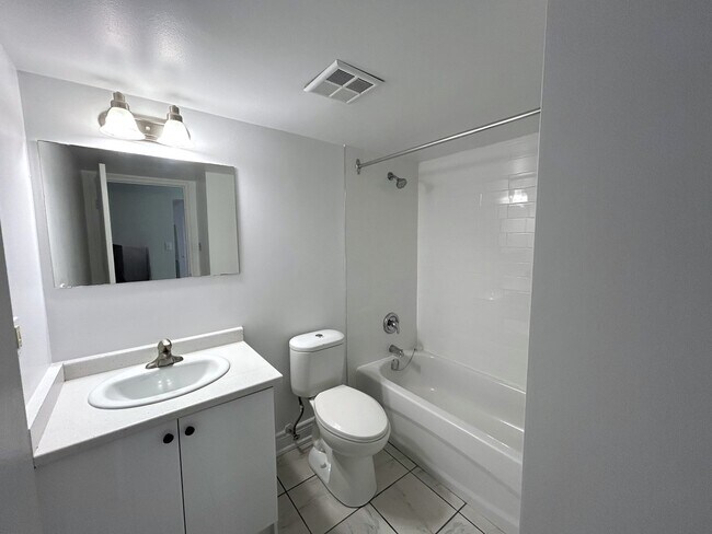 Photo - Maplewood Place Apartments