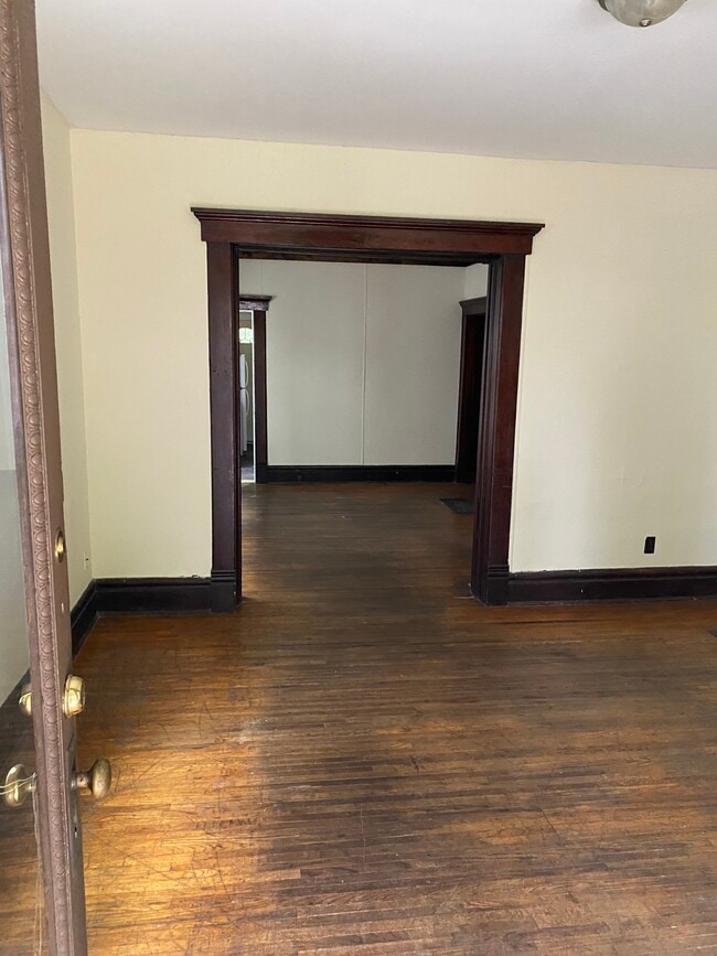 Photo - 69 W Blake Ave