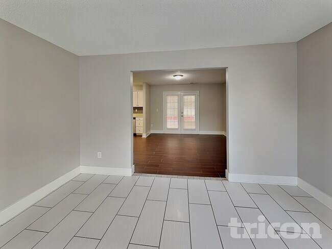 Photo - 7116 Lowen Rd