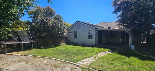 Photo - 5796 Bridgecross Dr