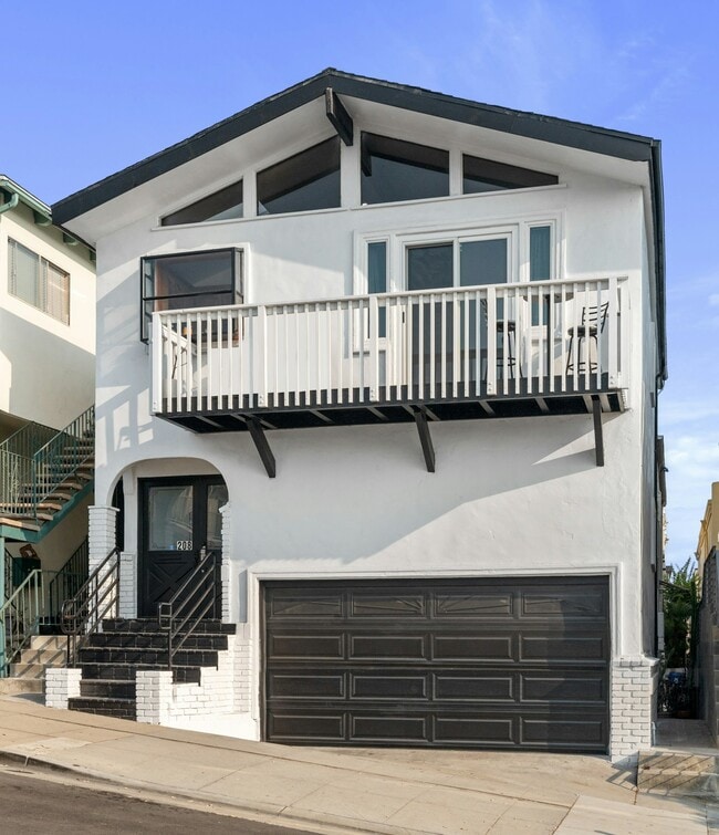 Photo - 208 Marine Ave