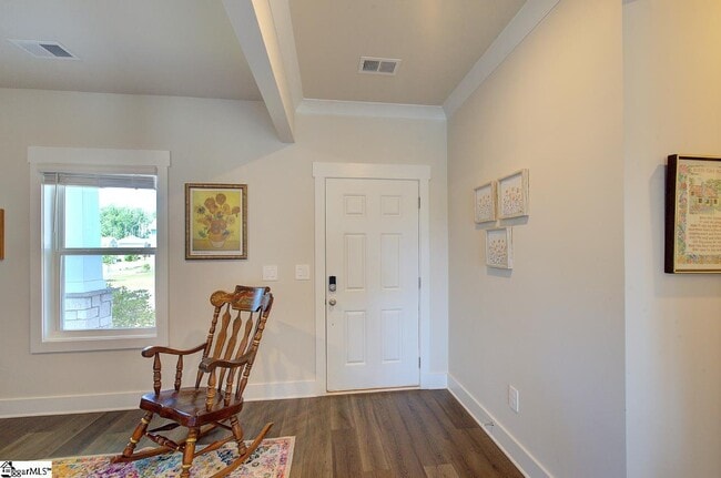 Photo - 542 Silverado Ave