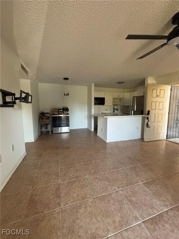 Photo - 5713 Foxlake Dr Unit 1