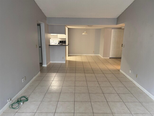 Photo - 9955 Westview Dr Unit 224
