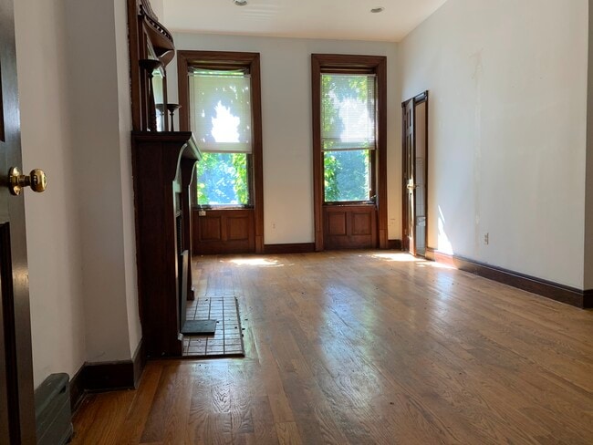 40 W 120th St