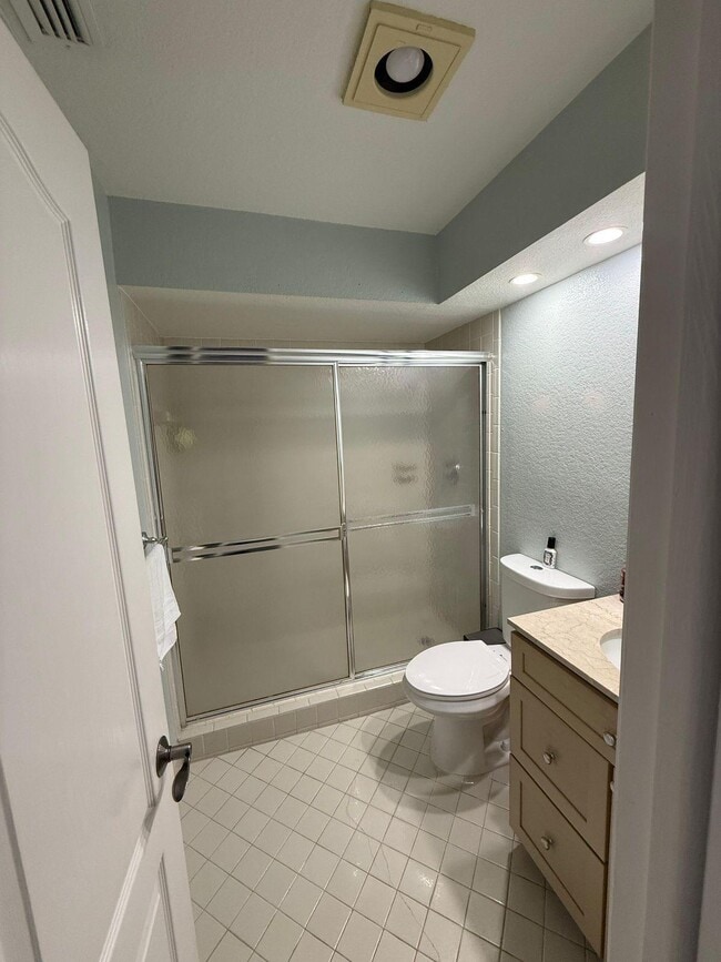 Photo - 6125 Via Laguna Ln