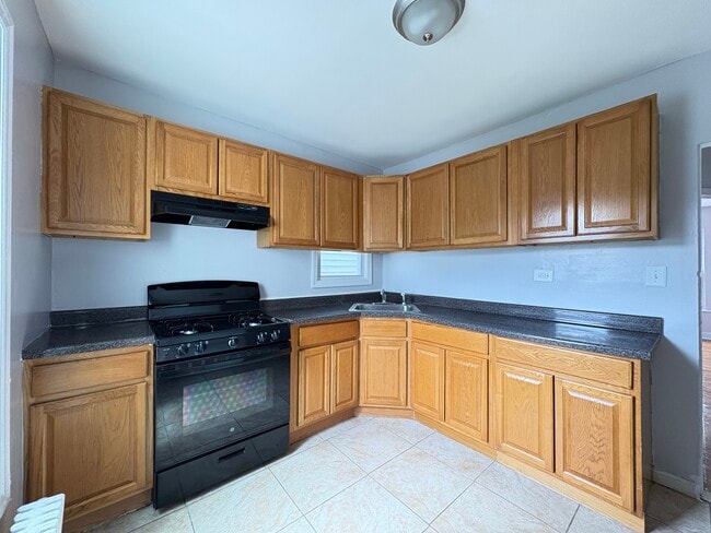 Photo - 181 N 7th St Apartments Unit 2