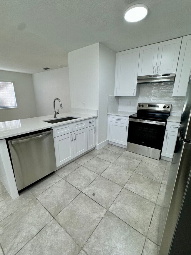 6243 Cleveland St Unit 6245 Cleveland St