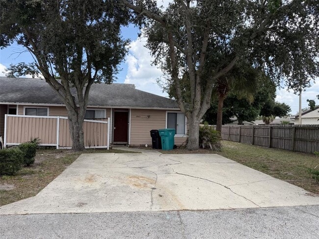 Photo - 2803 Waxy Willow Ln