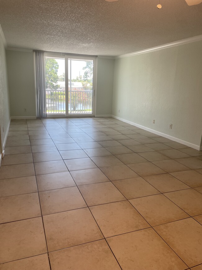 Photo - 2630 Coconut Bay Ln Unit Sarasota Palms