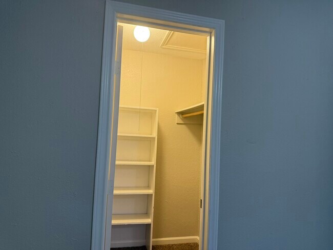 Photo - 16303 Lyons School Rd Unit 304
