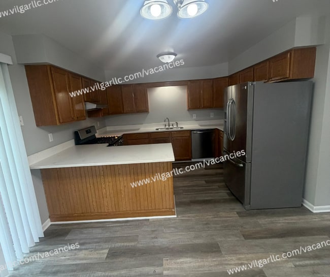 Photo - 249-249 S 21st St