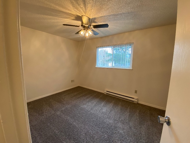 Photo - 1700 Blankenship Rd Unit 1700 Blankenship Road