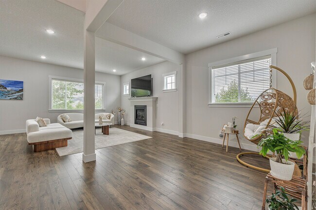 Photo - 15080 NW Legend Trail Pl