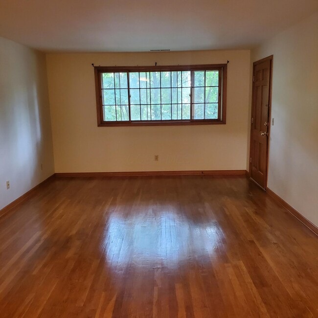 Photo - 42 W Main St Unit E