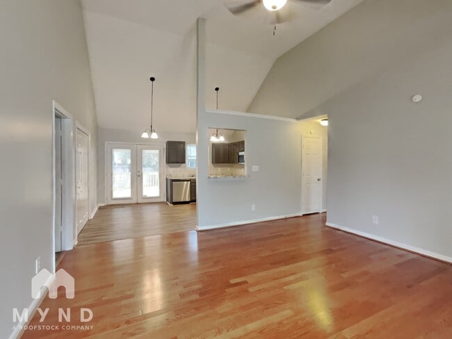 Photo - 6841 Brittany Pl