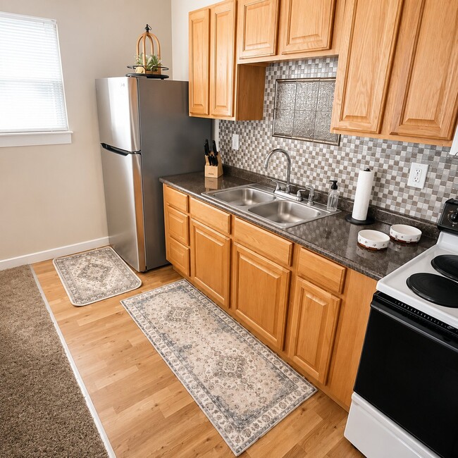 406 Geneva Ave Unit 1A