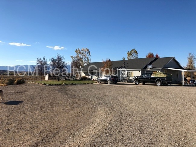 Photo - HORSE PROPERTY!