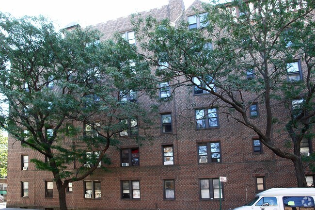 Photo - Magnolia Court