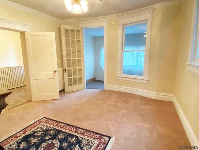 Photo - 214 Tioga St