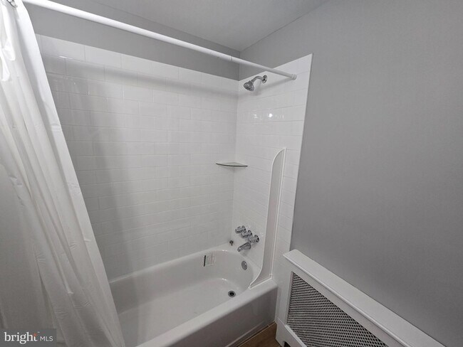 Photo - 7504 Greenhill Rd