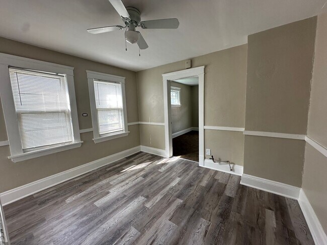 Photo - 10004 Mt Auburn Ave Unit Up