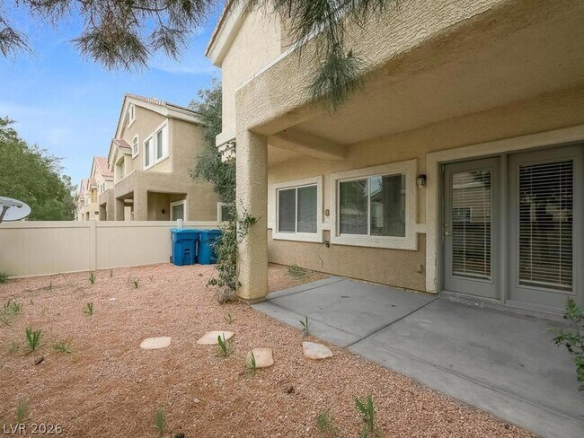 Photo - 10653 Petricola St