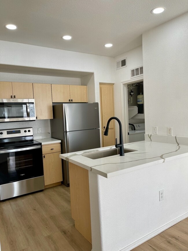 Photo - 18416 N Cave Creek Rd Unit Apt 3054