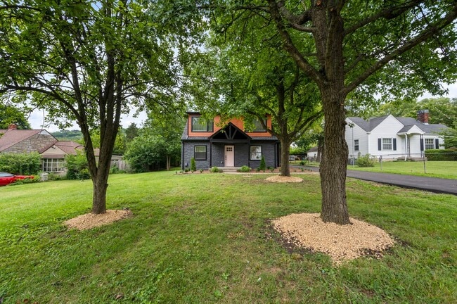 Photo - 2537 Stinson Rd