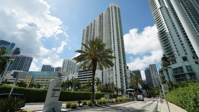 Photo - 350 S Miami Ave Unidad 3215