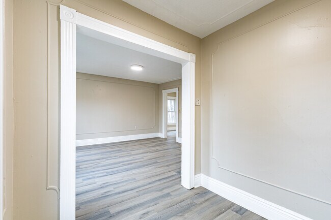 Photo - 25 Wabash St Unit 2