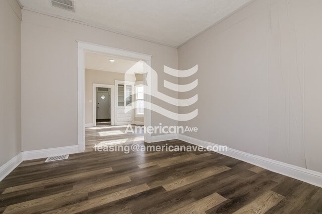Photo - 2049 Florence Blvd