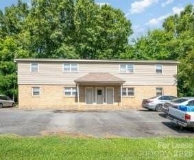 Photo - 1568 Barringer St