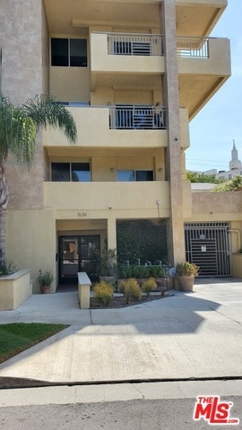 Photo - 1634 Malcolm Ave Unit 1