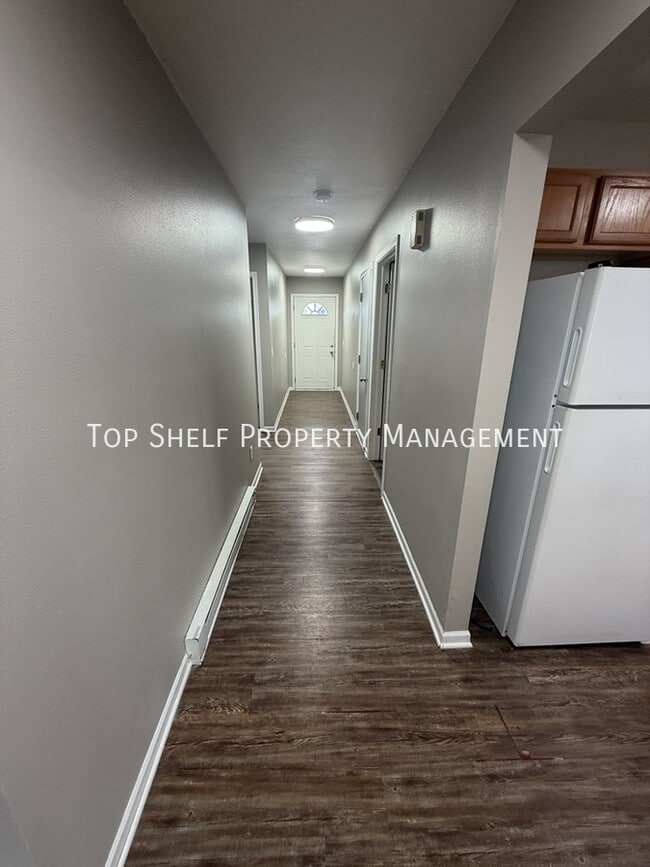 Photo - 218 4th St NW