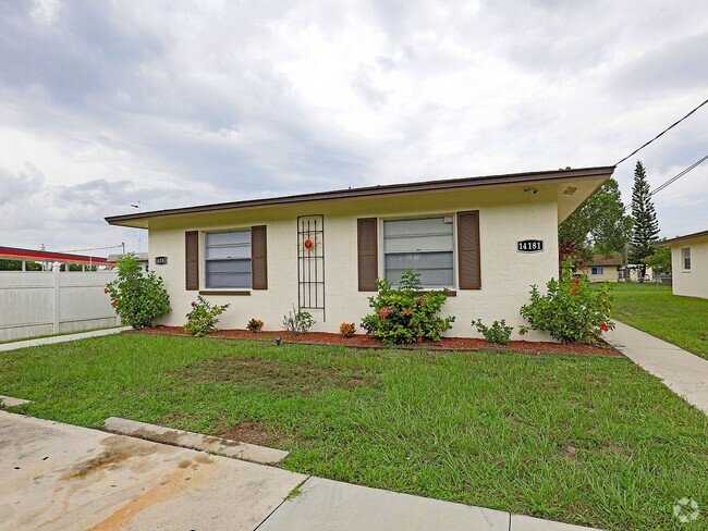 Building Photo - Duplex Fort Myers 14183 Unit 14183 Old Olga Rd. Fort Myers, FL 33905 Rental