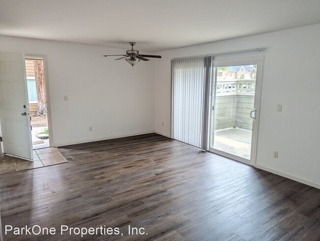 Photo - 1 br, 1 bath House - 135 Reflections Dr #14