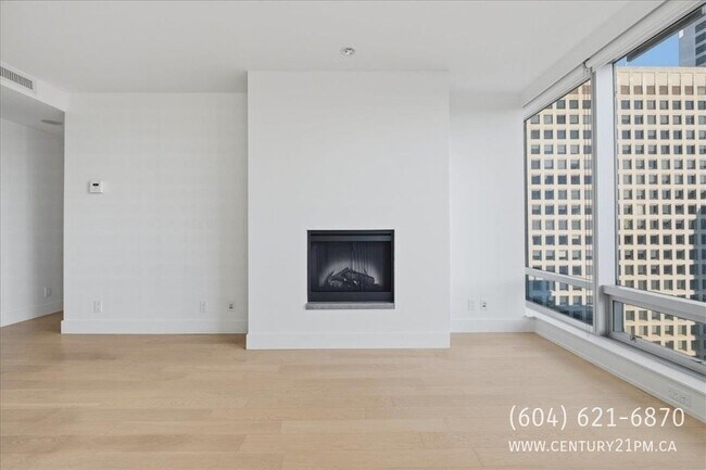 Photo - 1111 Alberni St