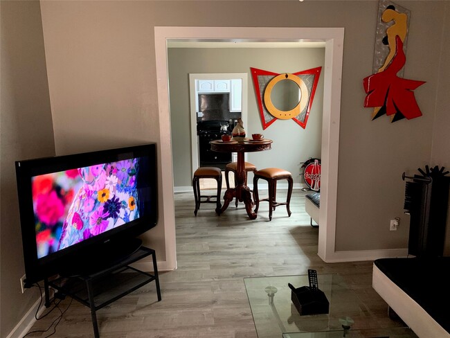 Photo - 5313 Avenue K