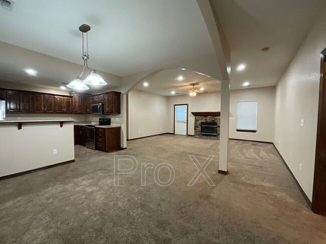 Photo - 1301 April Crossing