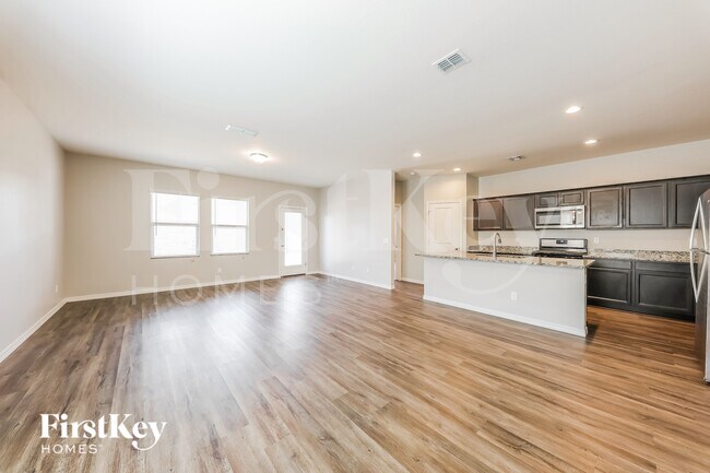 Photo - 222 N 199th Ln