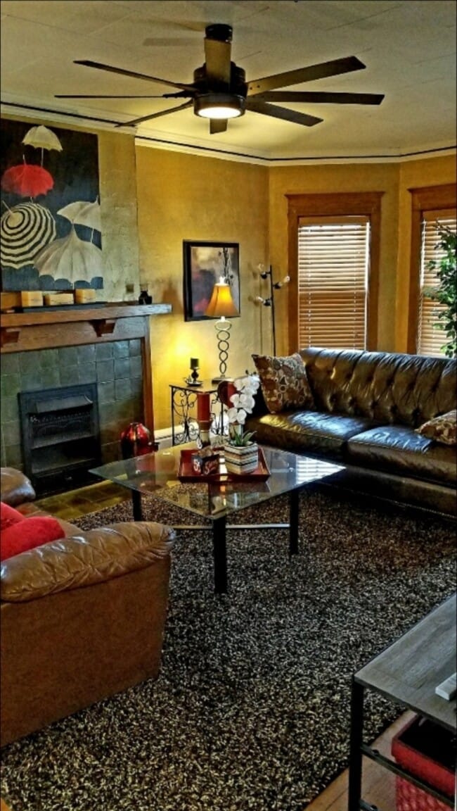 Building Photo - 125 S 5th St